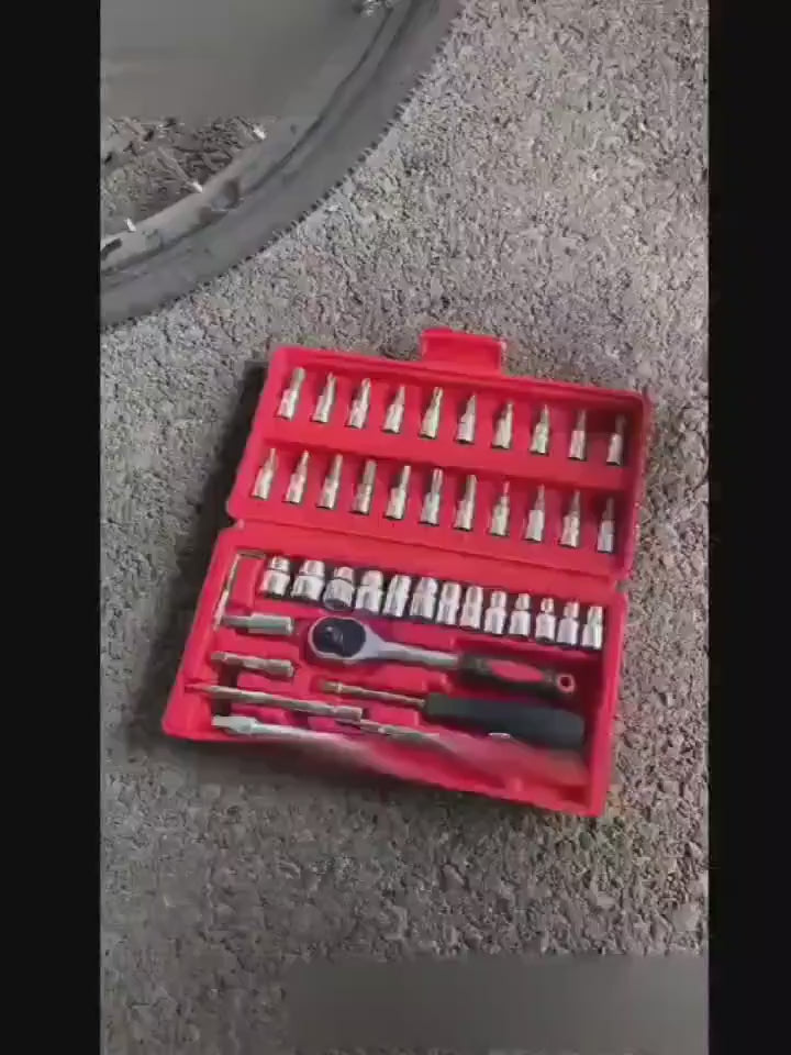 Video demonstration of using 46-in-1 multi-purpose tool kit for bike and car repairs